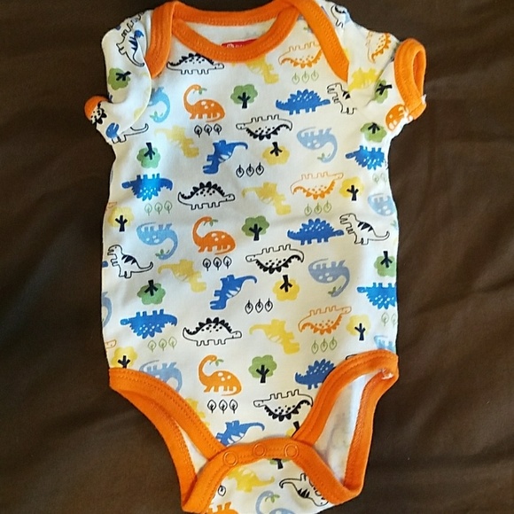 Lot of 7 3-6 month Onesies - Picture 5 of 8
